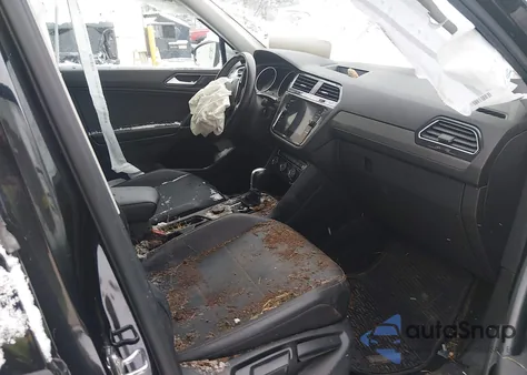 2018 Volkswagen Tiguan 2.0T Se/2.0T Sel из США, поврежденный, VIN 3VV2B7AX7JM185655